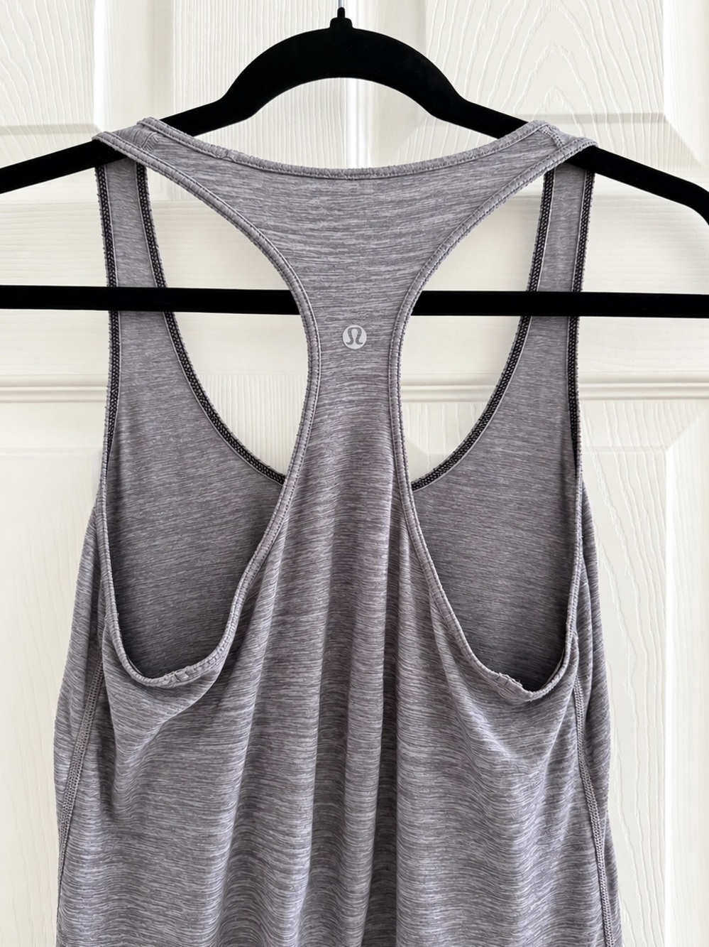 Lululemon Gray Heather Racerback Tank Top Size 6 Lightweight Workout